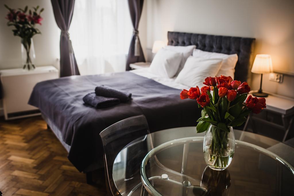 Angel House Aparthotel Krakow Exterior photo